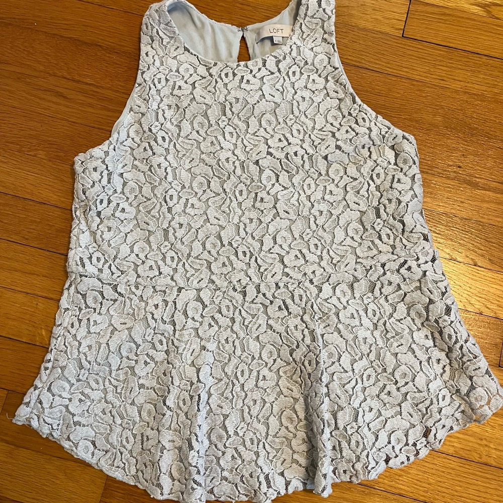 LOFT brand Gray Lace peplum blouse. Size M.  Sleeveless.